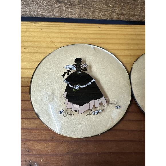 Peter Watson's Studio Convex Glass Reverse Back Painted Portraits Set of 2 - Picture 3 of 6